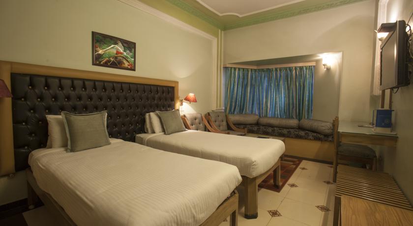 Hotel Samrat International